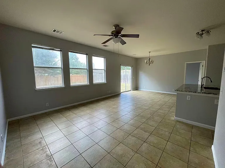 11603 Marshall St — Photo 14