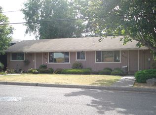 3250 Ash St, North Bend, OR 97459