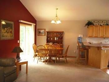 3rd image of 20017 Naples Ct NE