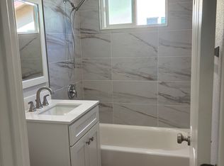 521 La Cadena Way APT 8, La Habra, CA 90631