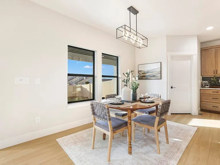 541 Canyon Falls Dr — Photo 19