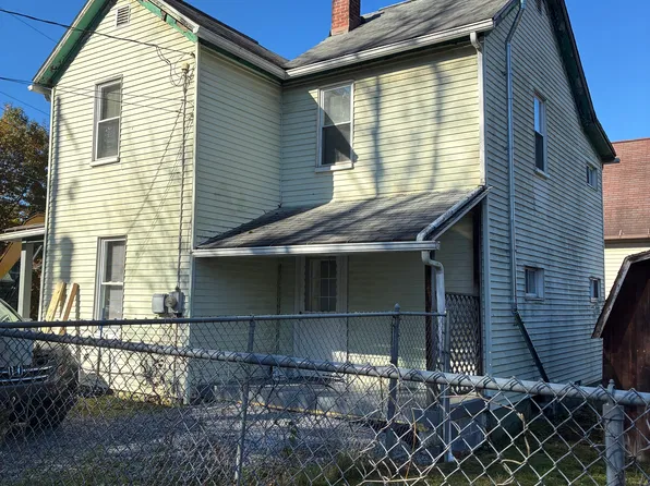 53 1st Ave, Franklin, PA 16323