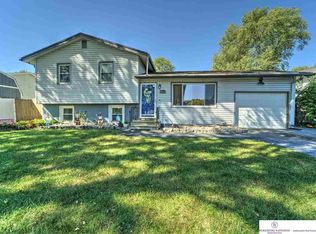 6012 N 66th St, Omaha, NE 68104