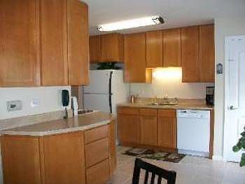 2nd image of 262 Lakeshore Ln