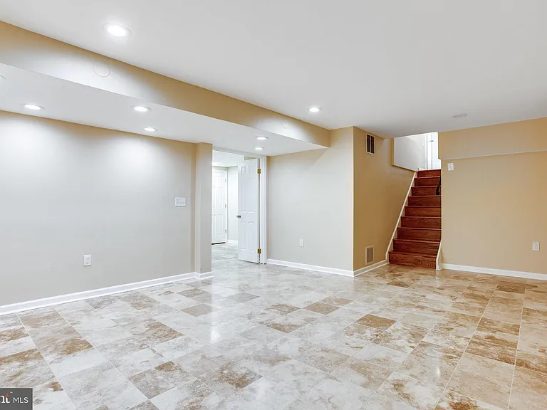 9212 Arabian Ave — Photo 33