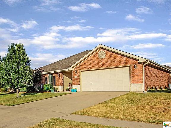2nd image of 2501 Gail Dr