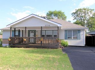 3706 NE 53rd St, Kansas City, MO 64119