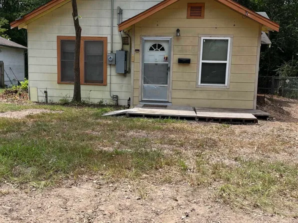 805 University St, Mineola, TX 75773