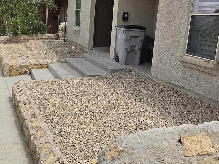3328 Lincoln Ave #B — Photo 2