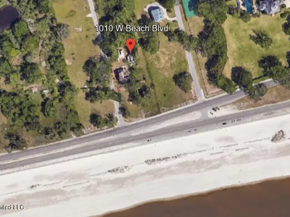 1010 W Beach Blvd, Pass Christian, MS 39571