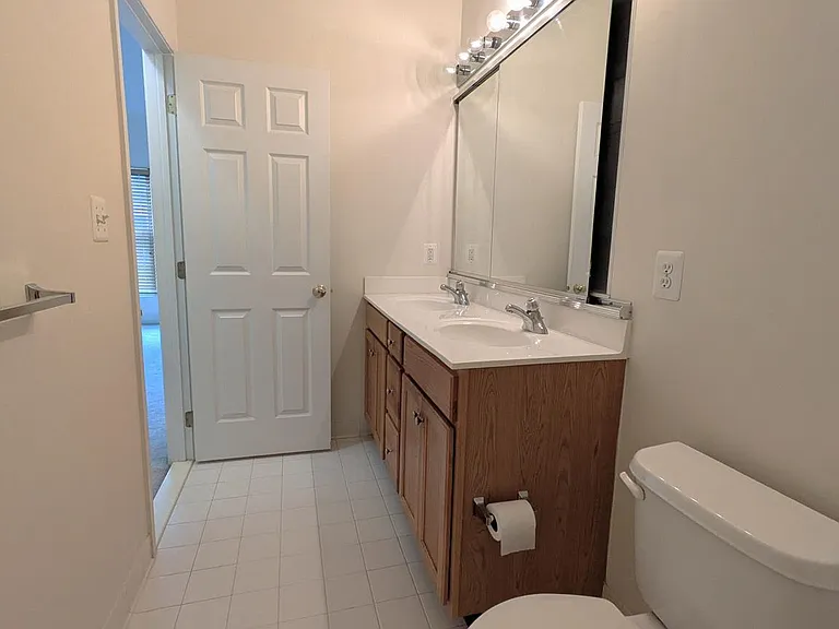 25015 Riding Center Dr — Photo 31