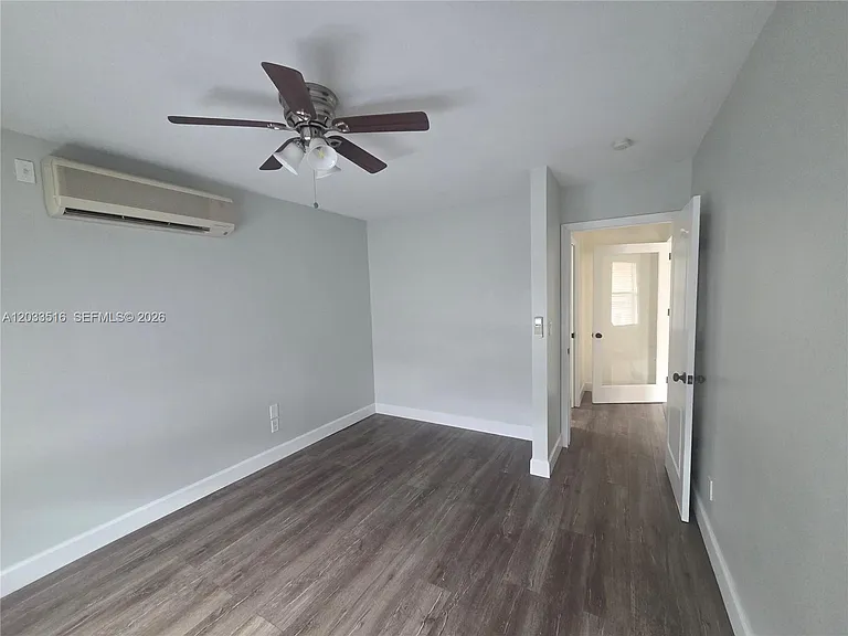 4415 Tyler St — Photo 13