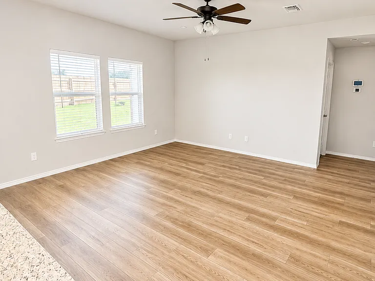 12552 Tarres Ct — Photo 6