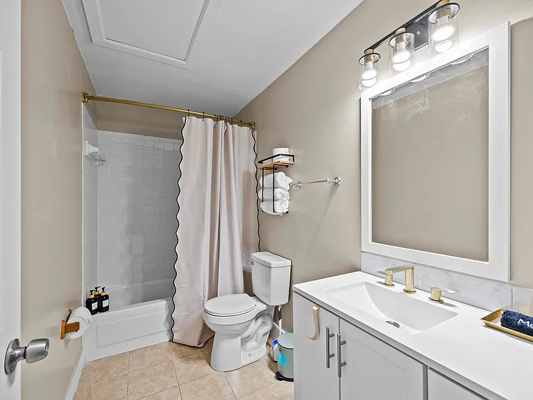 1368 Periwinkle Pl — Photo 18