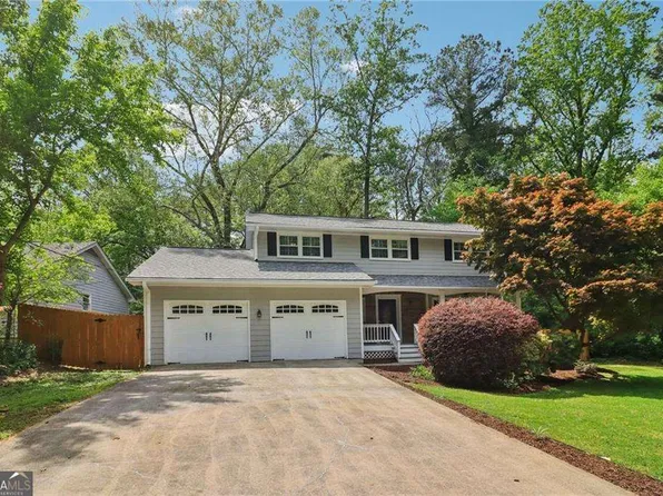 571 Densley Dr, Decatur, GA 30033