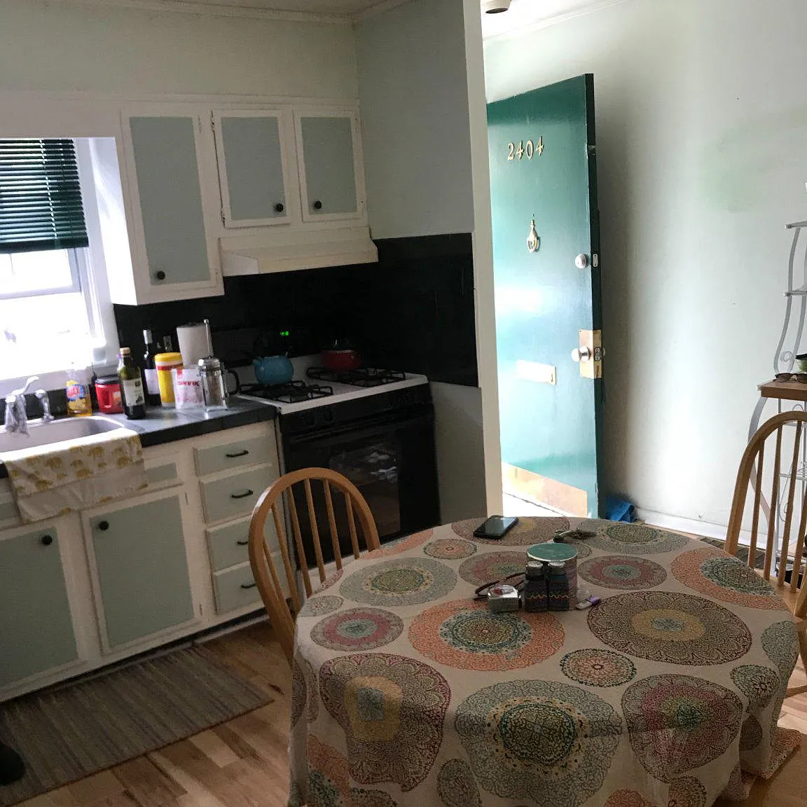 1 bed, 1.0 bath, 720 sqft, $1,700 — Photo 4