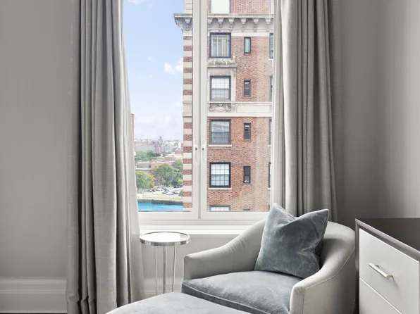 20 East End Avenue image 15 of 31