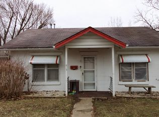 815 S Spring St, Nevada, MO 64772