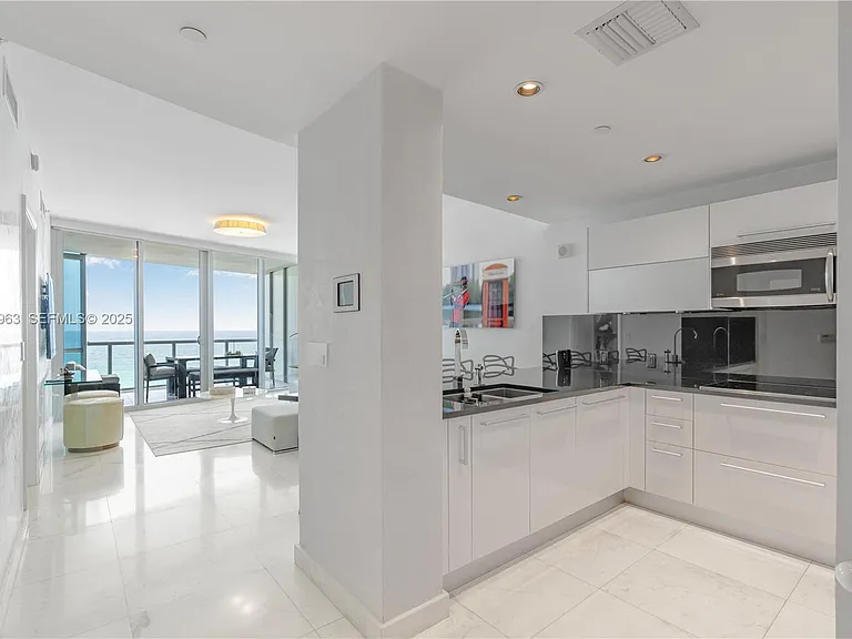 17121 Collins Ave #903 — Photo 11