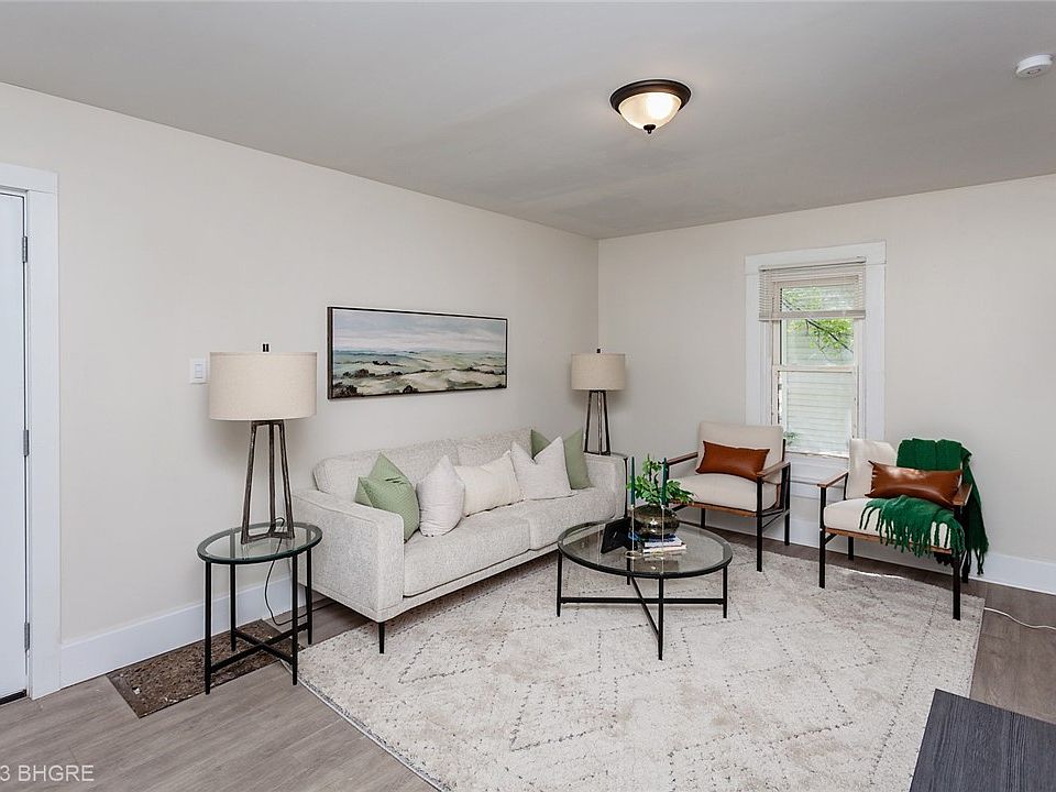 1215 Clark St, Des Moines, IA 50314 MLS 680981 Zillow