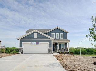 9122 NE 111th Pl, Kansas City, MO 64157