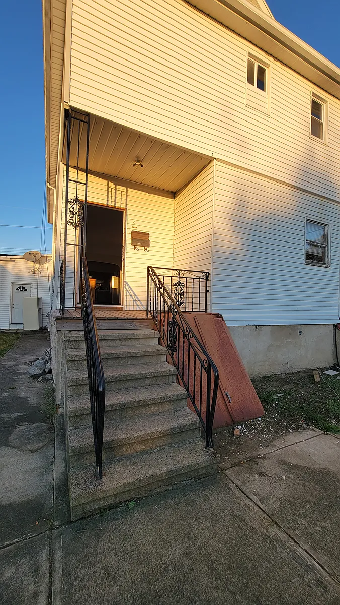 Building Photo - 1403 Saint Ann St #1403