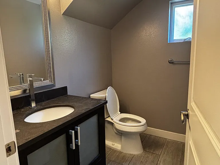 840 Civic Center Dr — Photo 6