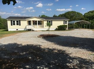 208 Stewart St, Goodview, VA