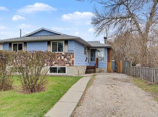4004 W 79th St NW, Calgary, AB T3B2N8