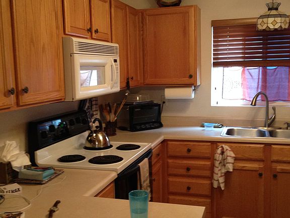 2nd image of 3822 W 11th St Unit 40