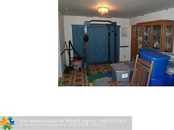 5th image of 8123 NW 73rd Ave