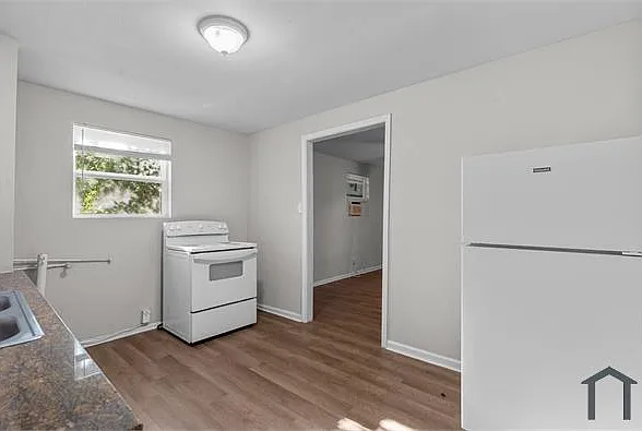 2 bed, 775 sqft, $950 — Photo 3