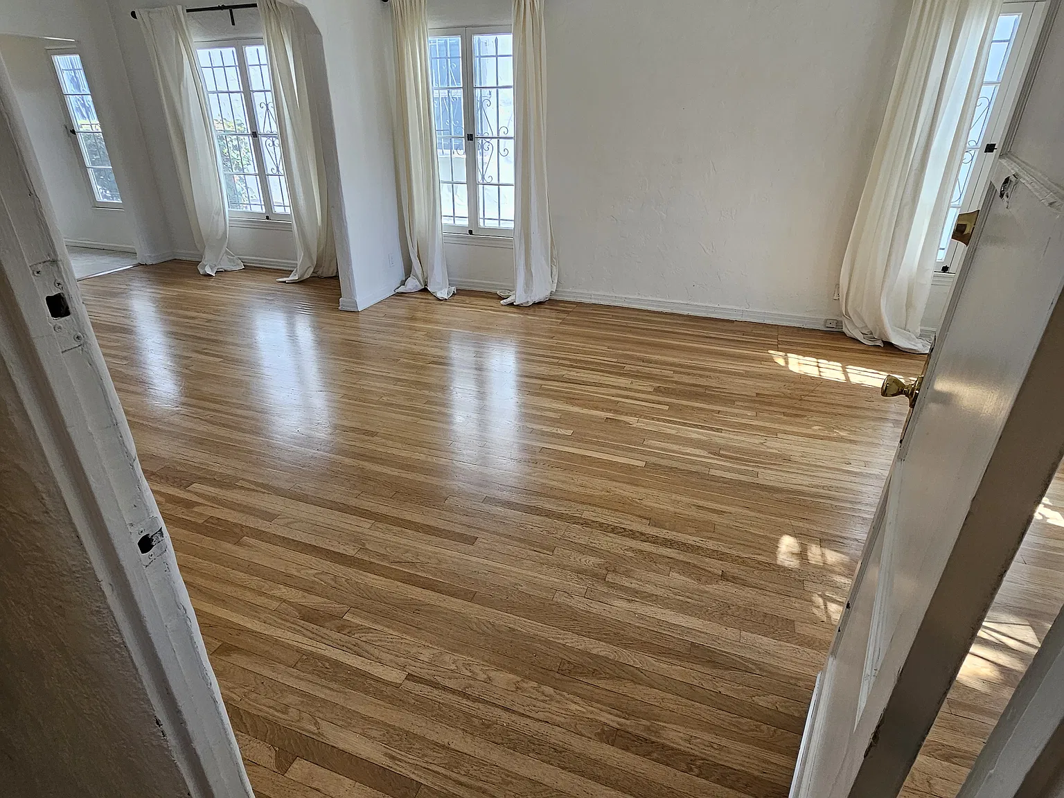 2 bed, 1430 sqft, $3,395 — Photo 2