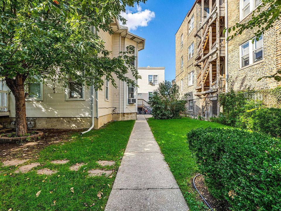 1st image of 4418 W Armitage Ave #1R
