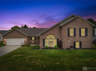 695 Willow Creek Way, Troy, OH 45373