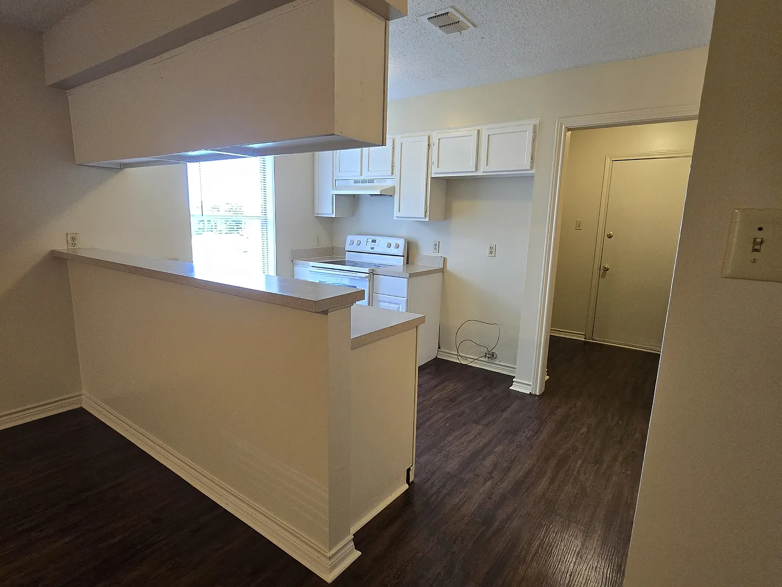 Tyler Duplexes - 3A — Photo 4