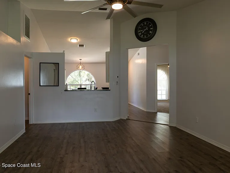 1572 Holbrook Rd NW — Photo 27