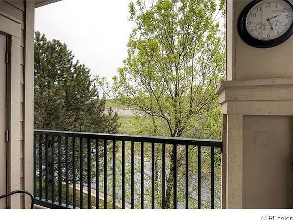 upper floor covered deck