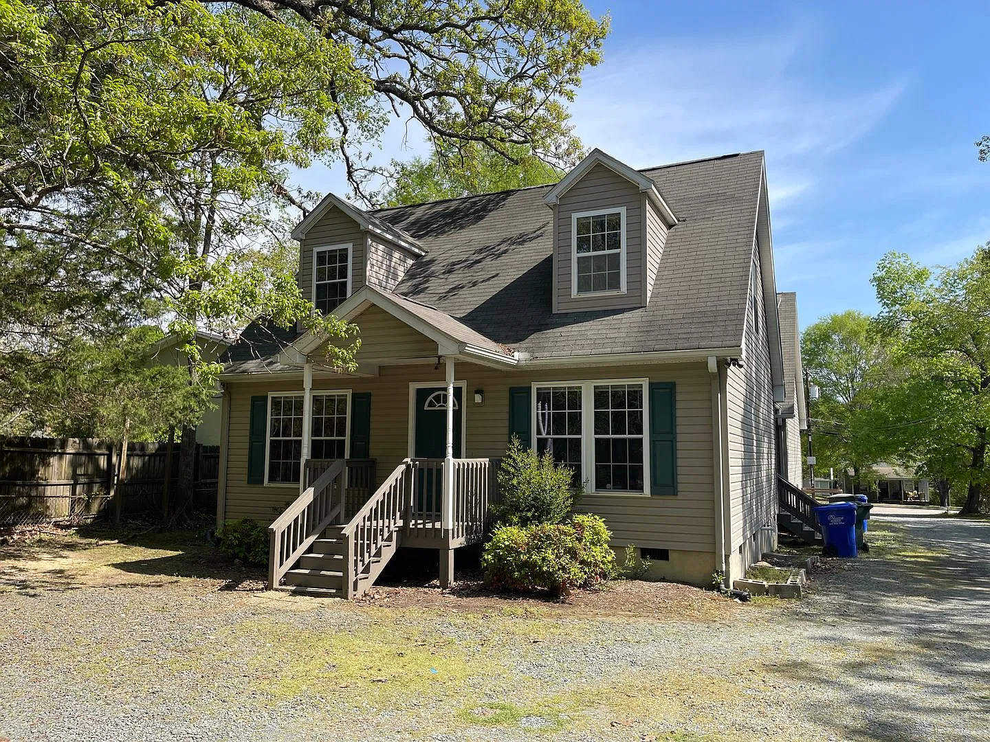 Walk to the Weave! Newly updated 3br 3.5ba home...Awesome location in Carrboro, walk to Weaver St... — Photo 2