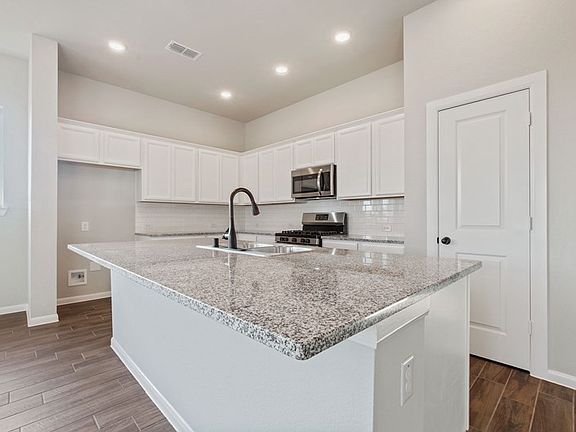 The Gladesdale - Kitchen