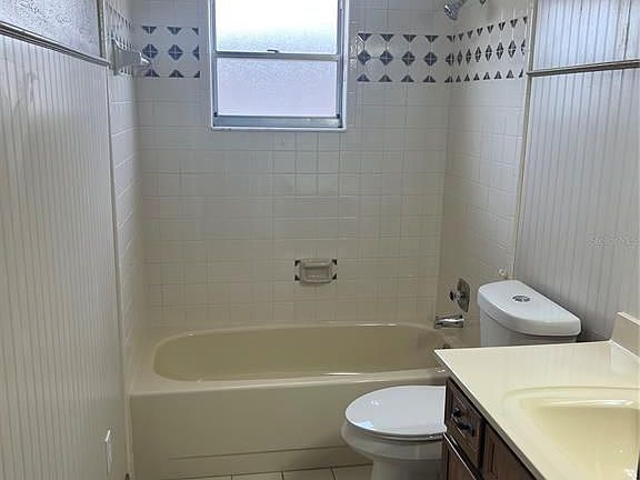 4th image of 1420 Gladiolas Dr