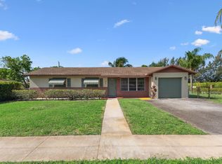 2412 NE 2nd Ct, Boynton Beach, FL 33435