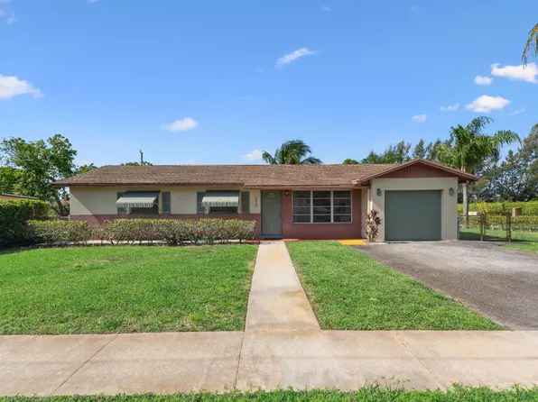 2412 NE 2nd Court, Boynton Beach, FL 33435