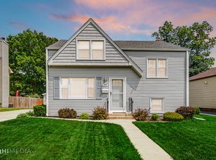 423 S 3rd St, Lombard, IL 60148