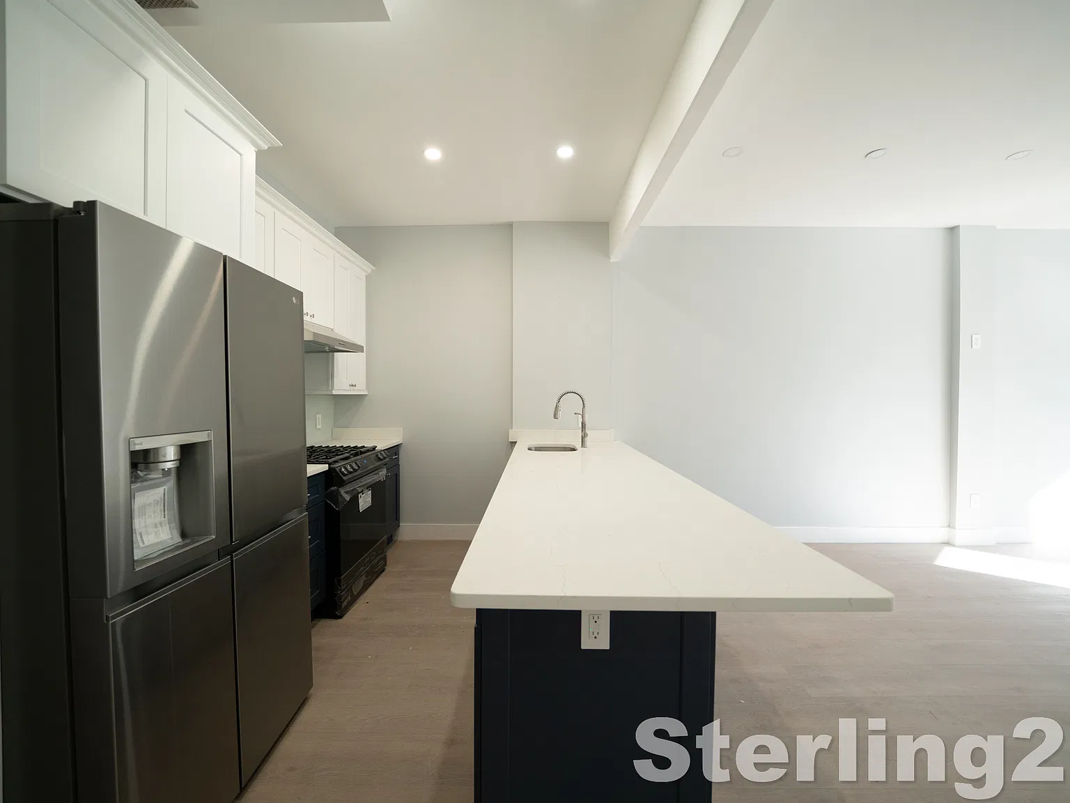 61-41 Linden Street — Photo 2