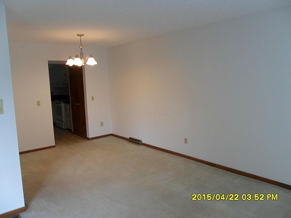 3rd image of 1581 Sandringham Ct