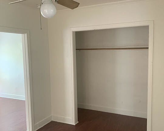 4th image of 131 Douglas St