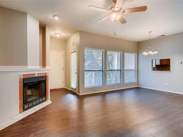 6600 Valleyside Rd #E-26, Austin, TX 78731