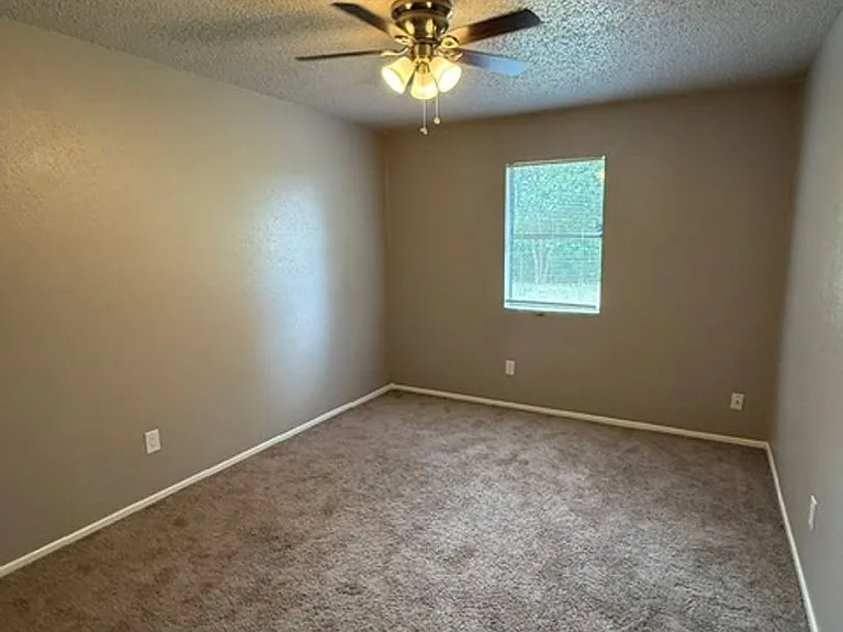 2703 Schwald Rd — Photo 9