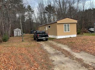 24 Marshall St, Mechanic Falls, ME 04256